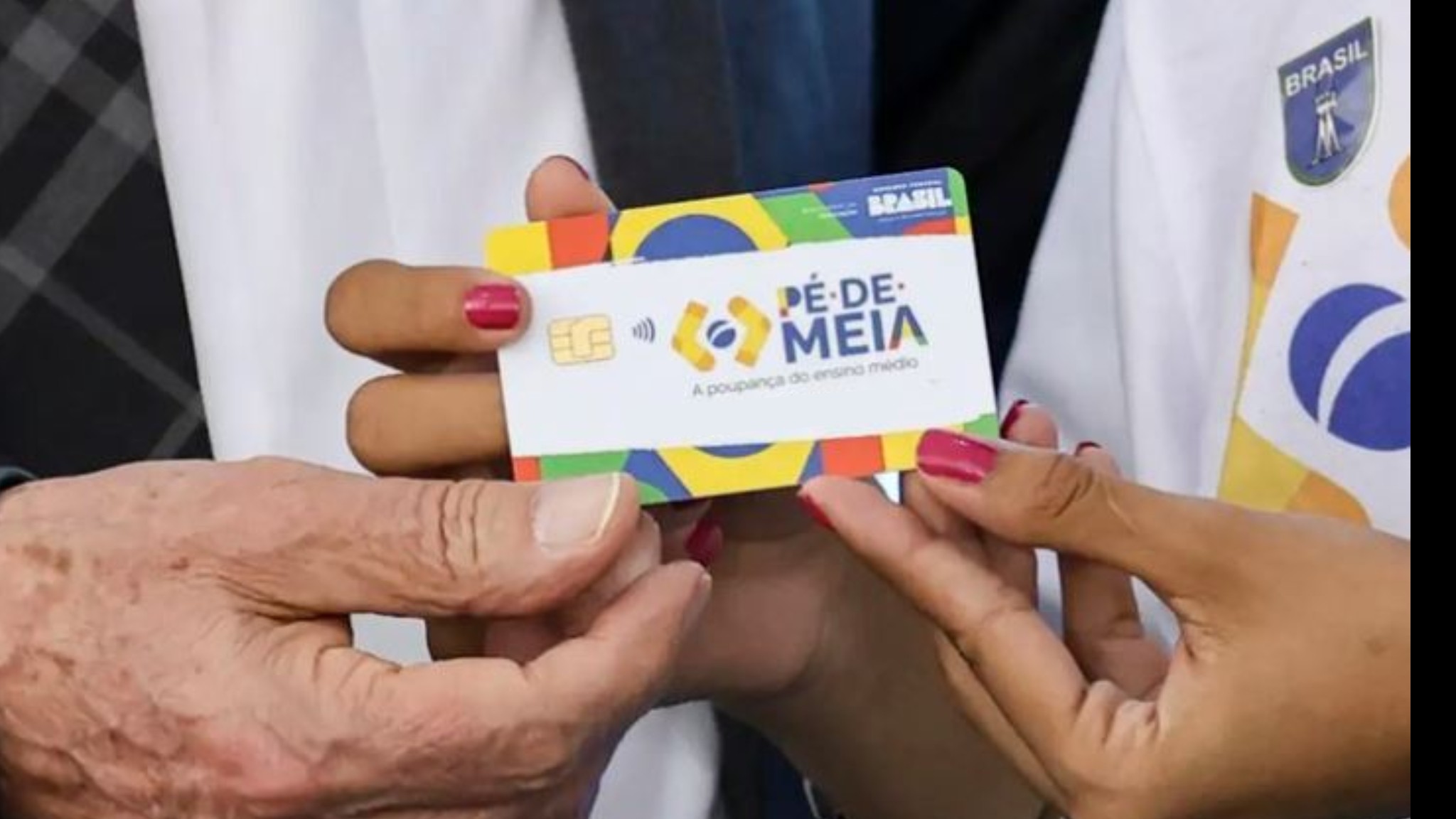  1 de 1Por meio do Pé-de-Meia, o estudante recebe um incentivo mensal de R$ 200, que pode ser sacado em qualquer momento — Foto: Divulgação/Governo Federal 