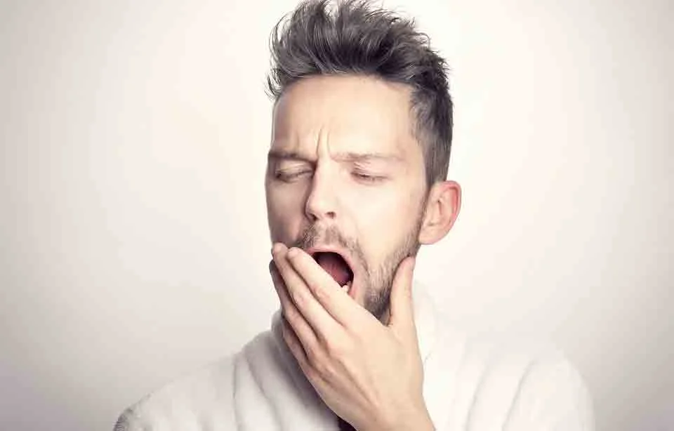 10 Truques Para Combater o Sono e Aumentar a Energia