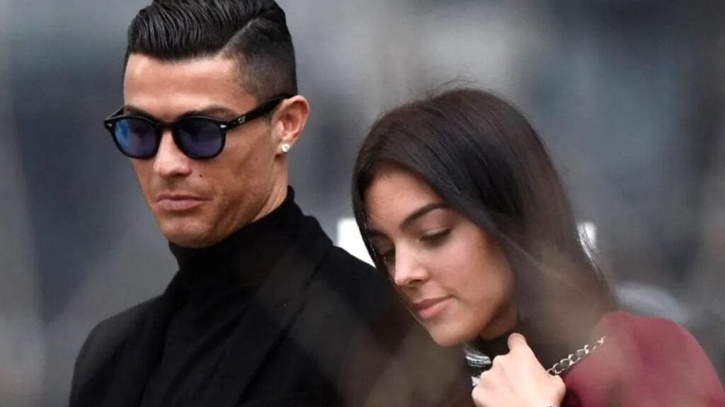 Cristiano Ronaldo Pede Georgina em Casamento com Anel de R$ 18 Milhões 1 Cristiano Ronaldo Pede Georgina em Casamento com Anel de R$ 18 Milhões