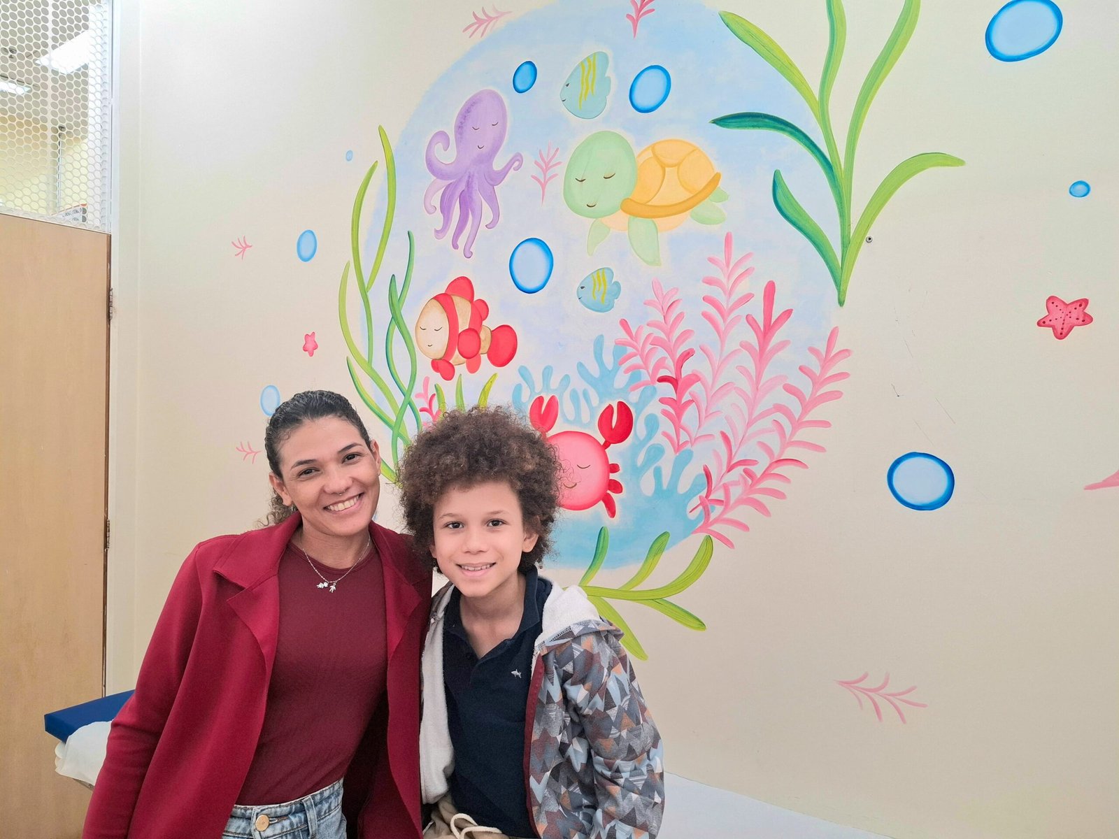 Hospital Infantil Humaniza Atendimento com Decoração Temática no Pronto-Socorro