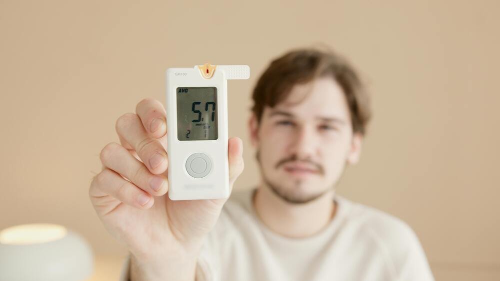 Glicosímetro: Guia Completo para Medição da Glicose 2025