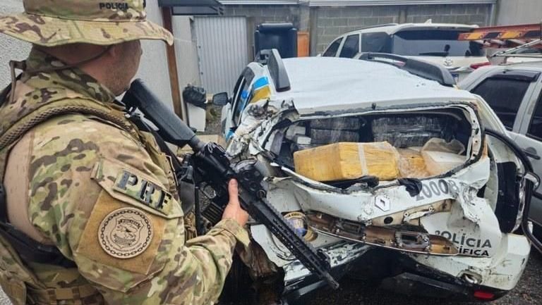 Ao todo, serão cumpridas sete ordens de prisão preventiva e seis de busca e apreensão nos muni...