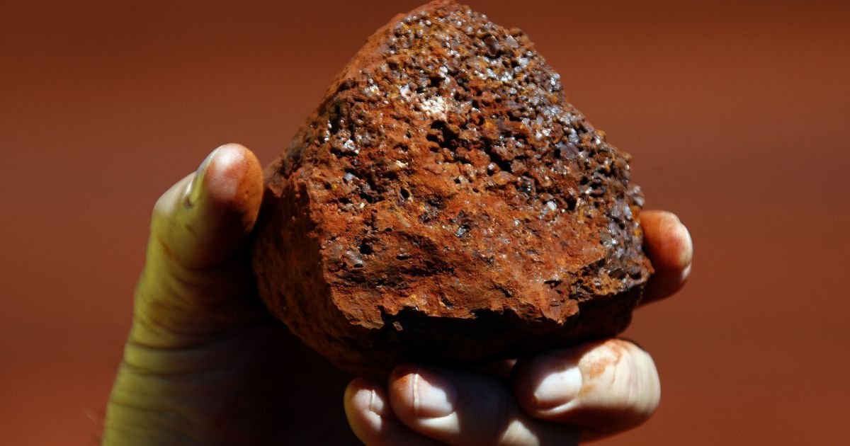 Minério de ferro  • 02/12/2013 REUTERS/David Gray