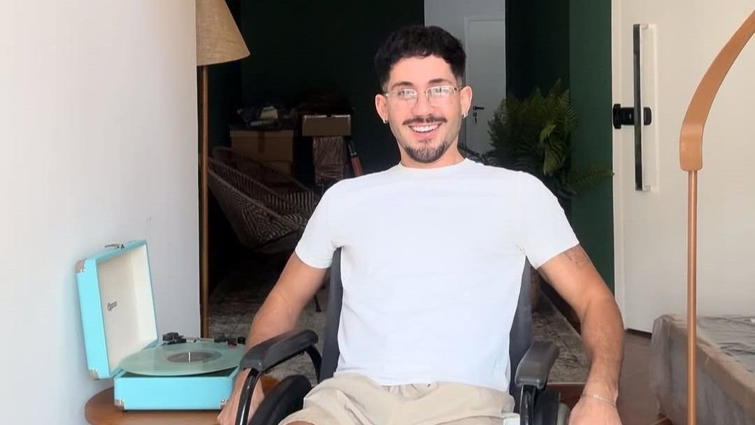 Vittor Fernando detalha como foi o dia do ataque que sofreu com o namorado  • Instagram/ Vitto...