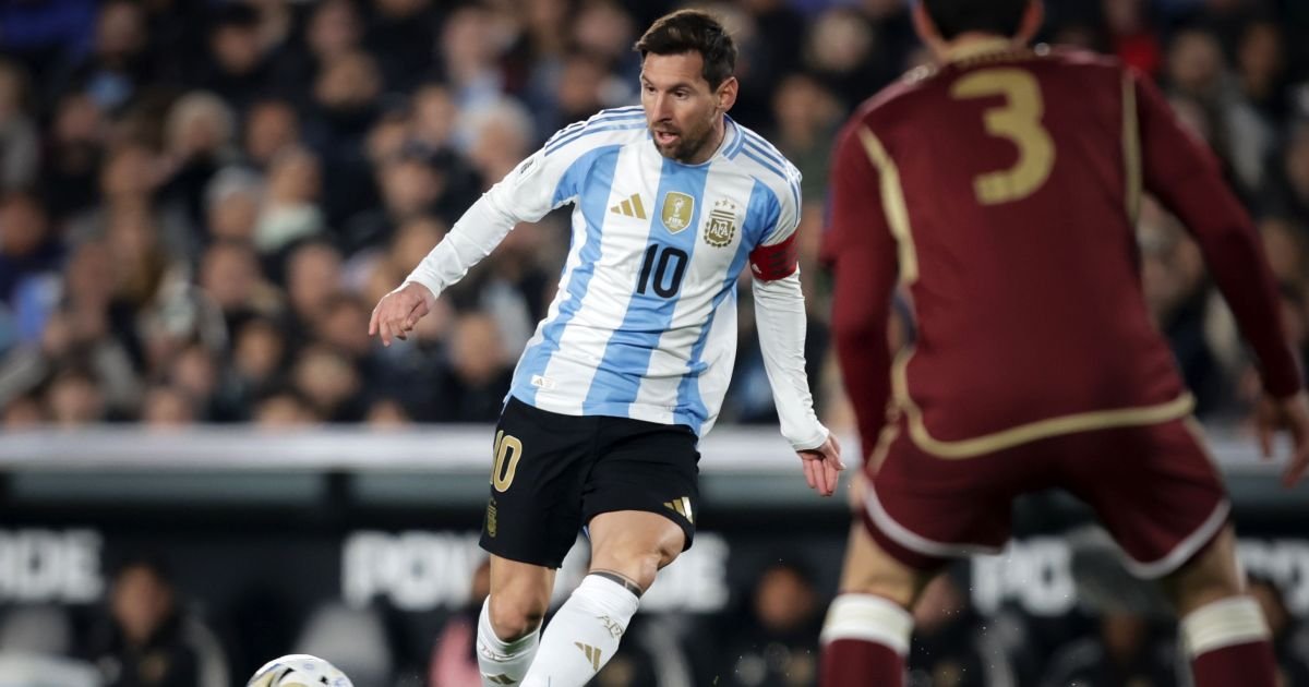 Chuteira de Messi para o Mundial de 2026