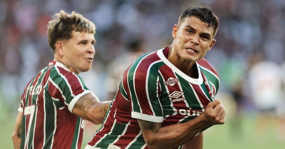 Thiago Silva, do Fluminense, comemorando seu gol sobre o Bahia, na partida válida pela 38ª roda...
