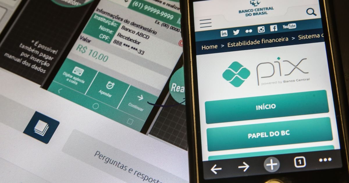 Logo do Pix em celular  • Marcello Casal Jr./Agência Brasil