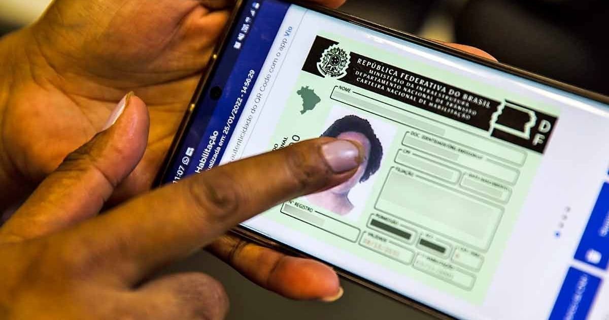 Custo da carteira de habilitação será reduzido em até 80%, diz governo  • Marcello Casal J...