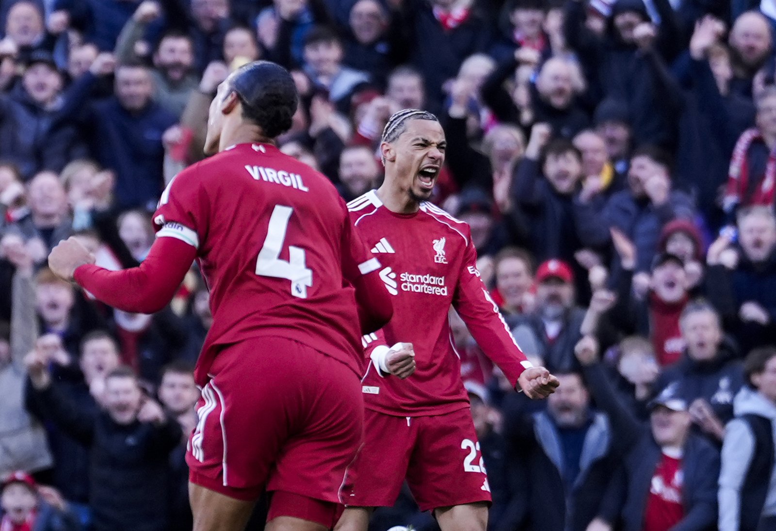 Ekitike celebra gol pelo Liverpool (Foto: Icon Sports)