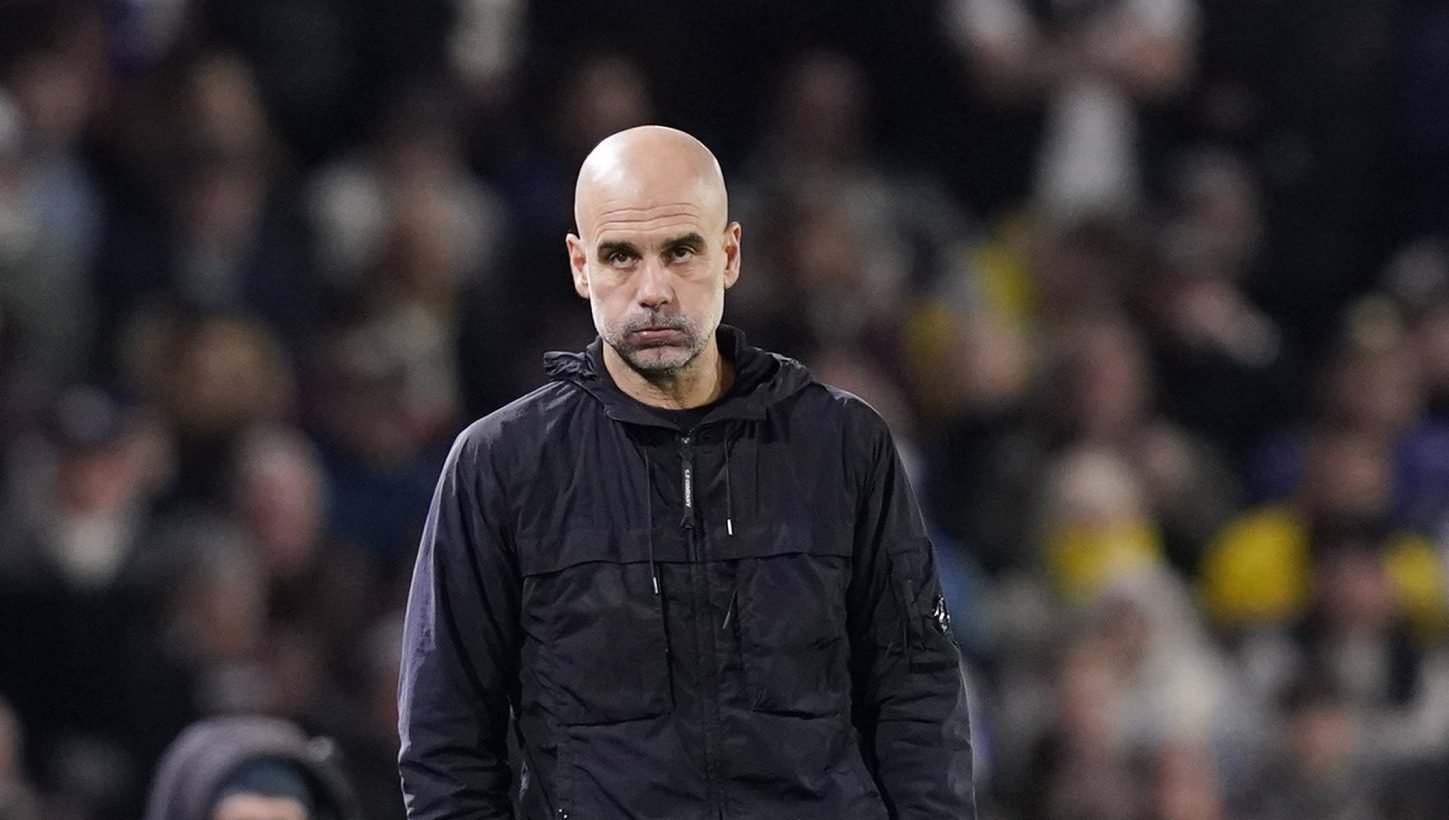 O técnico Guardiola em partida do Manchester City na Premier League (Foto: Imago)