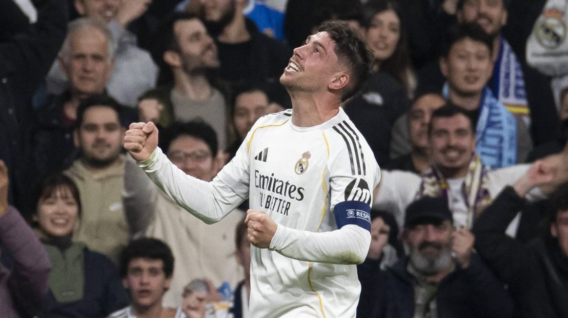 Fede Valverde celebra gol do Real Madrid (Foto: IMAGO / AgenciaLOF)