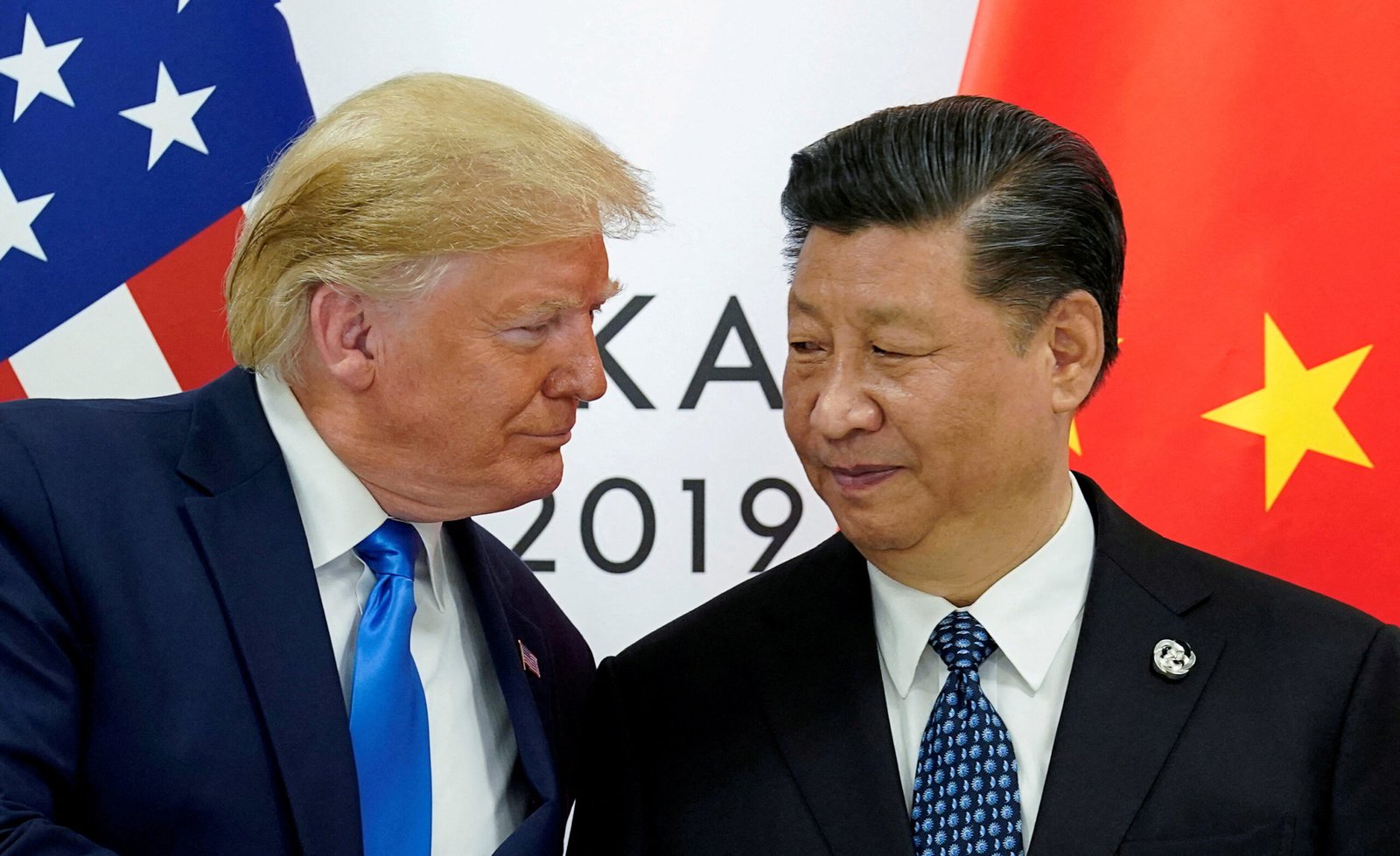 Presidente dos EUA, Donald Trump, e presidente da China, Xi Jinping, durante encontro na cúpula ...