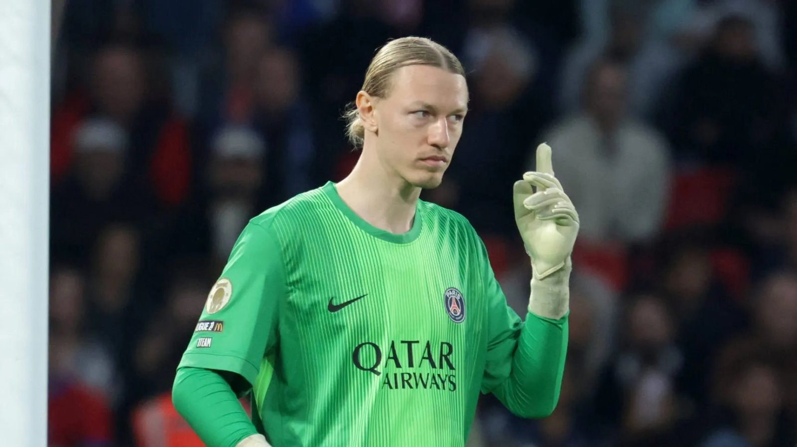 Matvey Safonov em atuação pelo PSG (Foto:IMAGO / Buzzi)