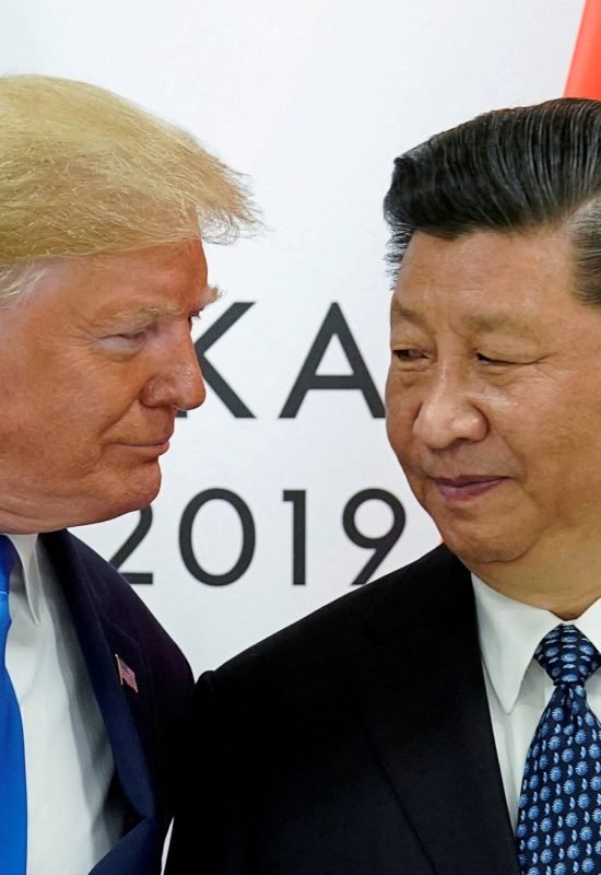 Presidente dos EUA, Donald Trump, e presidente da China, Xi Jinping, durante encontro na cúpula ...